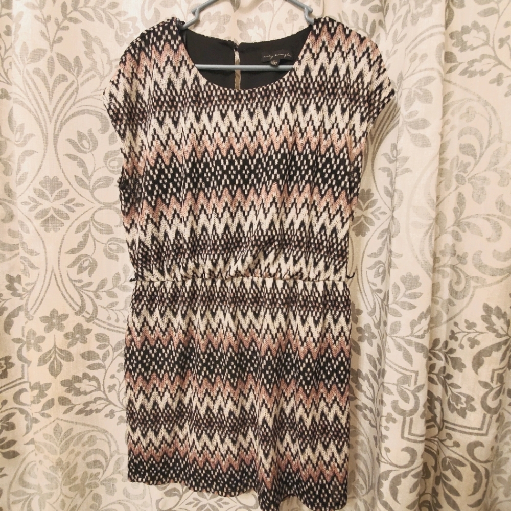 Sleeveless dress